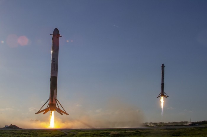   Falcon Heavy , , Falcon Heavy, SpaceX, 