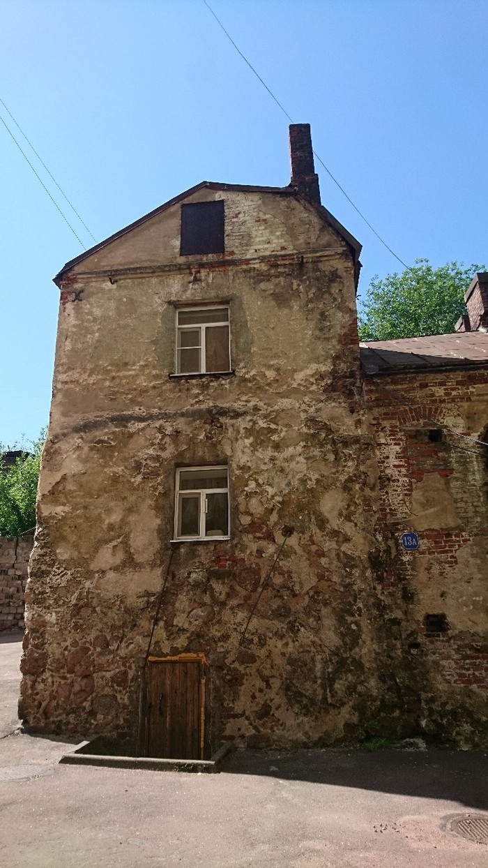 Where the 16th century meets modernity or the oldest residential building in Russia - My, Vyborg, Building, Longpost