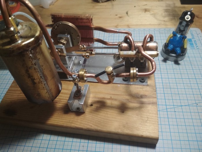 Как сделать двигатель из бумаги для машинки