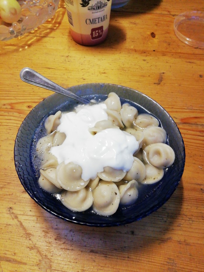 Pelmeny - Sour cream, Bouillon, Food, Dumplings
