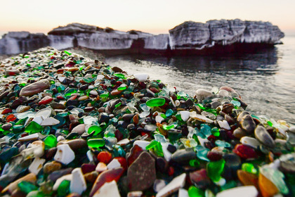 Chinese tourists again began to plunder the unique Russian beach - news, Дальний Восток, Chinese, Lenta ru, Vandalism