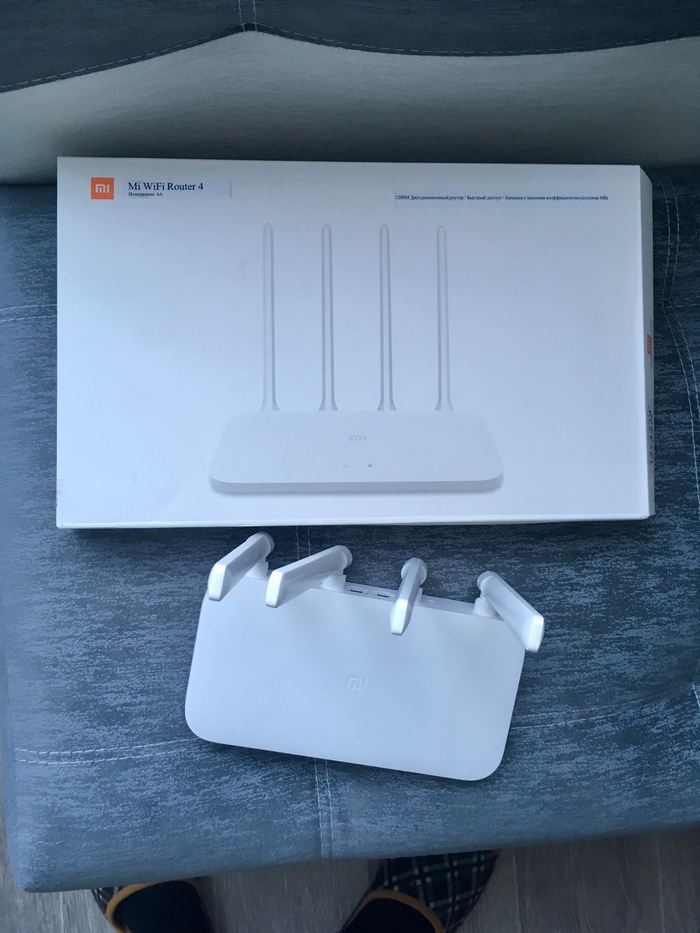 I bought myself a new router) now minet with 4 antennas) - Wi-Fi router, Xiaomi, Funny, Router