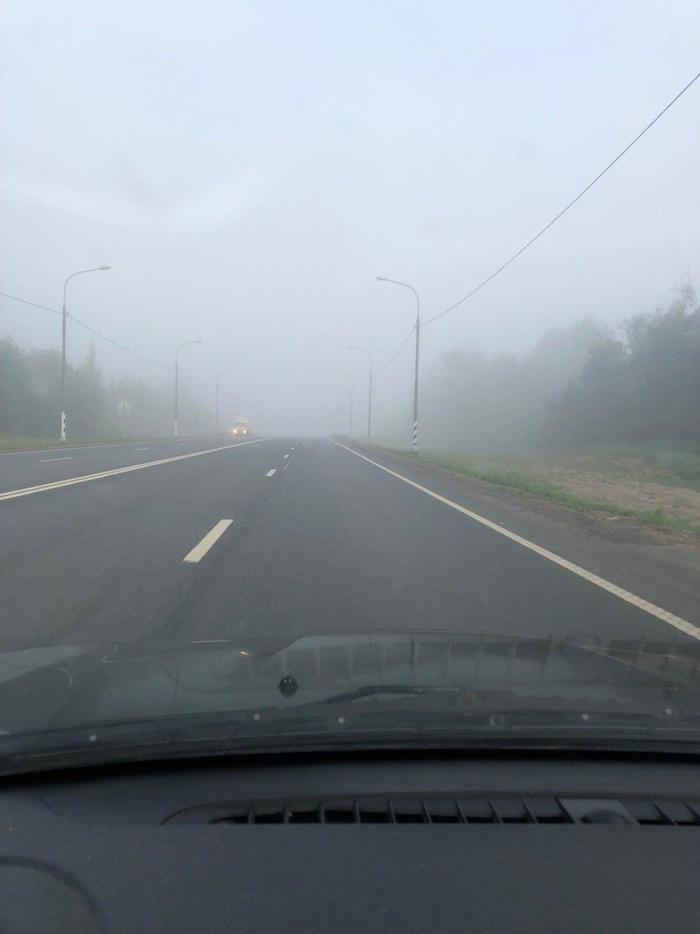 Somewhere near Valdai. Novgorod region. 7:28 am - My, Smoke, Is burning, Fire, Poor visibility