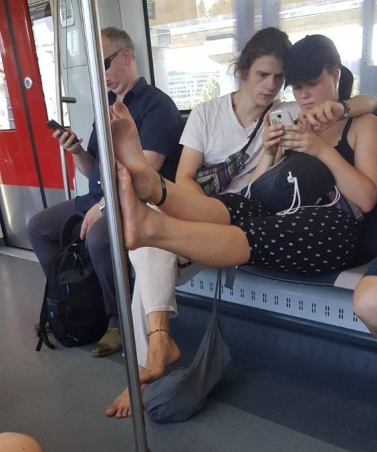 Found in the open. - The culture, Public transport, Legs