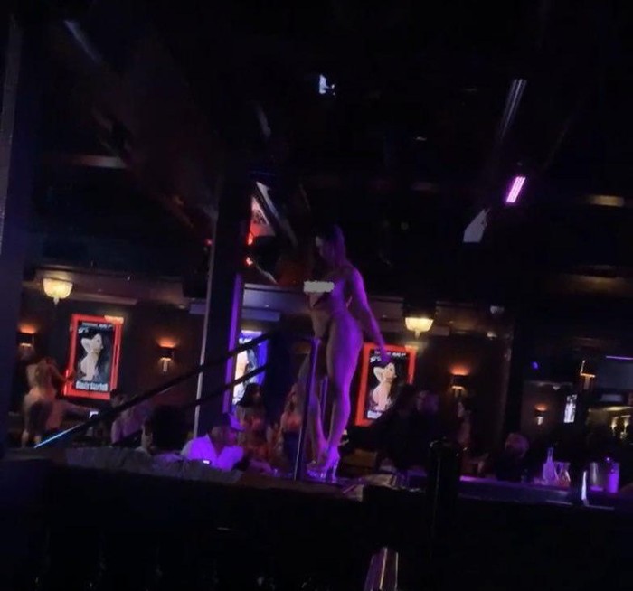 Striptease clubs in New York will ruin you :)) - My, USA, New York, Strip club, Capitalism, The americans, America, Living abroad, Emigration, Longpost