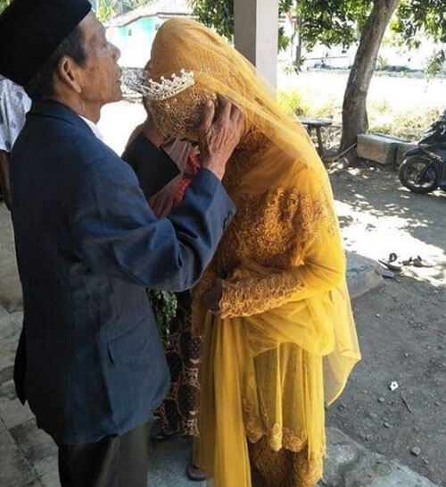 A young woman who fell in love with an elderly shaman was not afraid of the age difference - Shaman, Love, Java, Indonesia, The senses, Longpost, Shamans