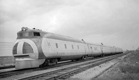 Trains of aerodynamic outlines: from M-10000 to Green Diamond. - Railway, Industrial Design, USA, Longpost, Diesel Train