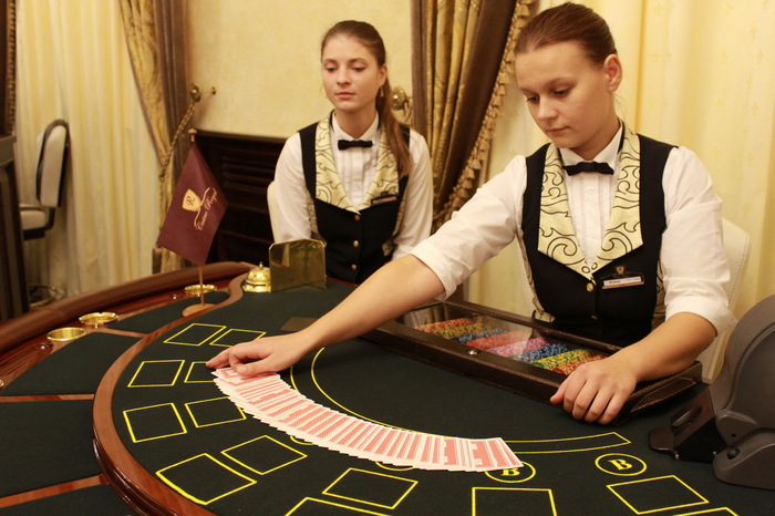 The job of a croupier from a croupier - My, Casino, Croupier, Work, Personal experience, Longpost