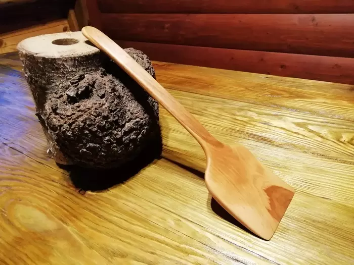 Large kitchen spatula - My, For kitchen, Tree, With your own hands, Homemade, Video, Longpost, Kitchen