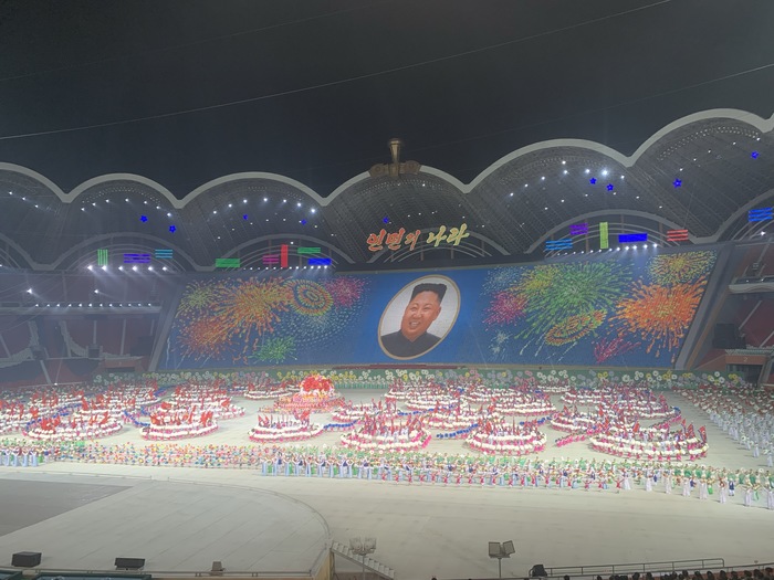 Самая показушная показуха в мире или Северная Корея. Часть 3. Северная Корея, Пхеньян, Показуха, Шоу, Стадион, Видео, Мат, Длиннопост