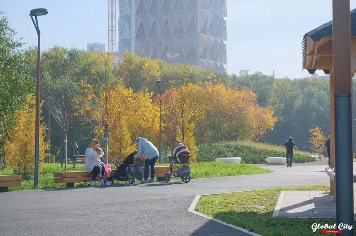 A section of the embankment in the center of Yekaterinburg opened after reconstruction - Embankment, Yekaterinburg, beauty, Russia, Urban environment, Reconstruction, Longpost