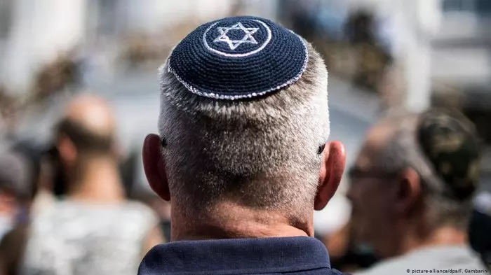 In Germany, people were shot near the synagogue: there are victims - news, Germany, Anti-semitism, Shooting, Synagogue, Negative