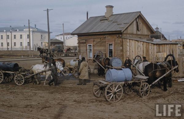 Якутск глазами фотографа американского журнала Лайф Говарда Сохурека,1958 год - СССР, Якутск, Якутия, Длиннопост