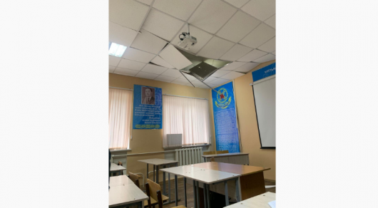 The ceiling has collapsed at ENU: the injured teacher will be punished for “disrupting” classes. - Kazakhstan, Absurd, University, Media and press, news, Video, Longpost, Negative