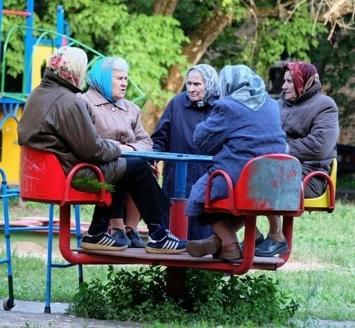 Grannies on a minibus =) - My, Grandmother, Games, Points, Гаджеты