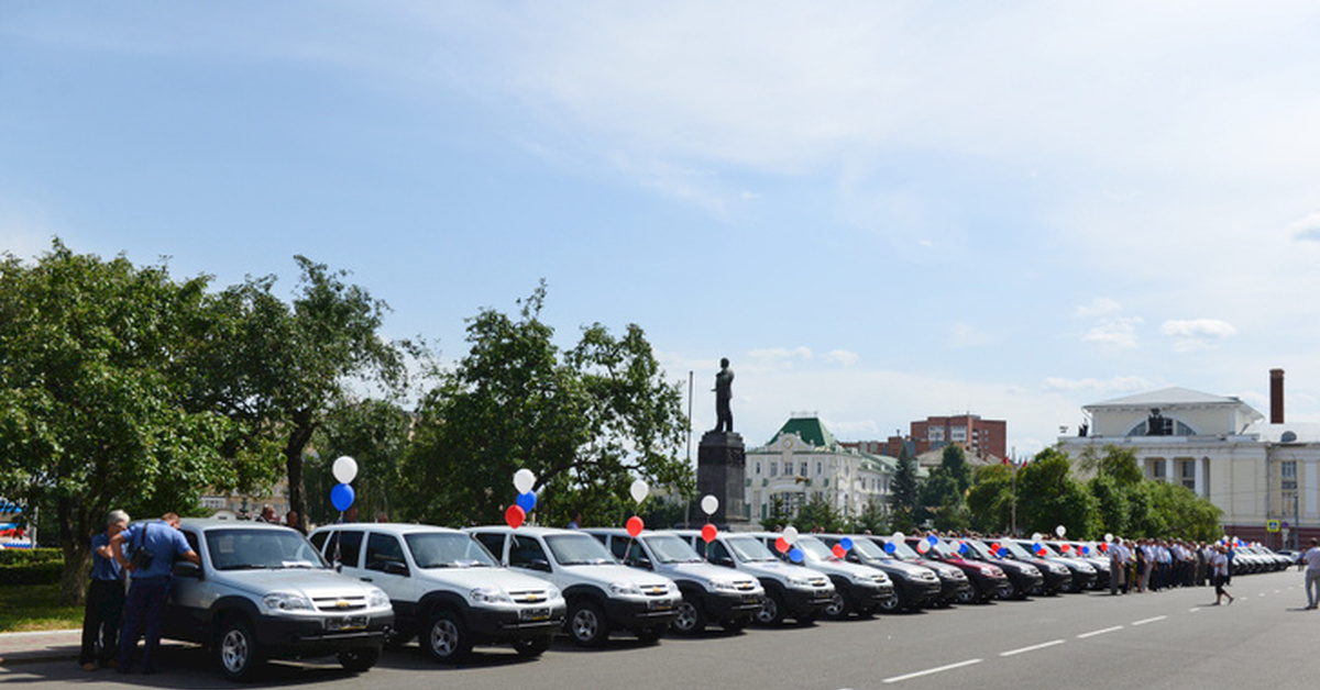 Автомобильные учреждения. Орел регион. Соцзащита машина. Автомобиль Соцзащита. ОГКУ автопарк губернатора Белгородской.