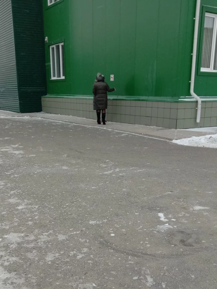 Laws are made to be broken!!! - My, Smoking, Anarchy, Abakan, Russian army, Army, Anti-tobacco law, Iniquity