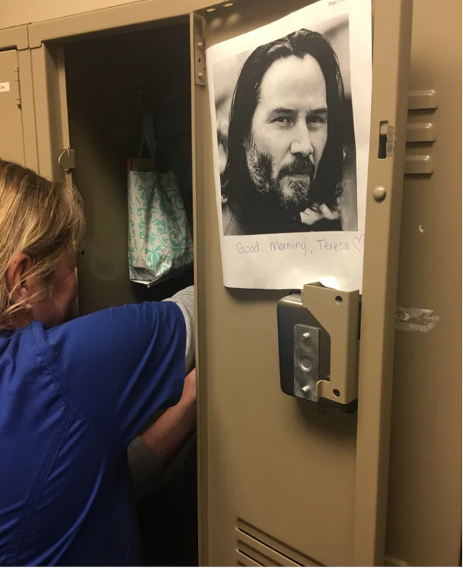 Nurse's Locker at Work - Keanu Reeves, Closet, The photo, 9GAG