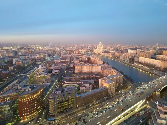 Понедельник. Вечер. 29 этаж. - Моё, Москва, Закат, Длиннопост