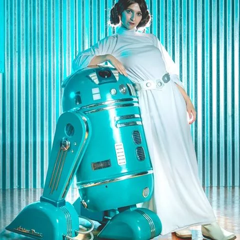 If Star Wars was filmed in vintage 60s tube cameras: - Star Wars, R2-D2, Princess Leia, Vintage, Blue