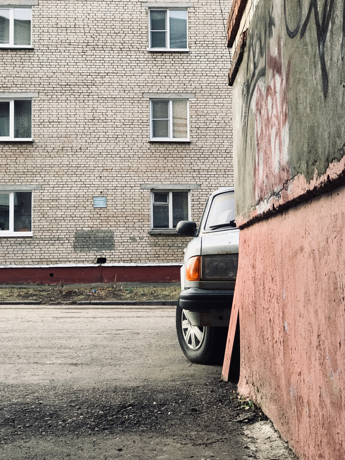 Парень, не хочешь немного отечественного автопрома ?