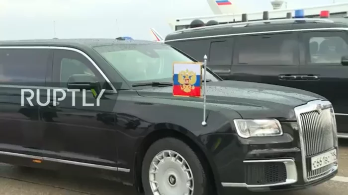 Different numbers on Putin's limousine - Aurus, Vladimir Putin, Normandy four, Video, Longpost