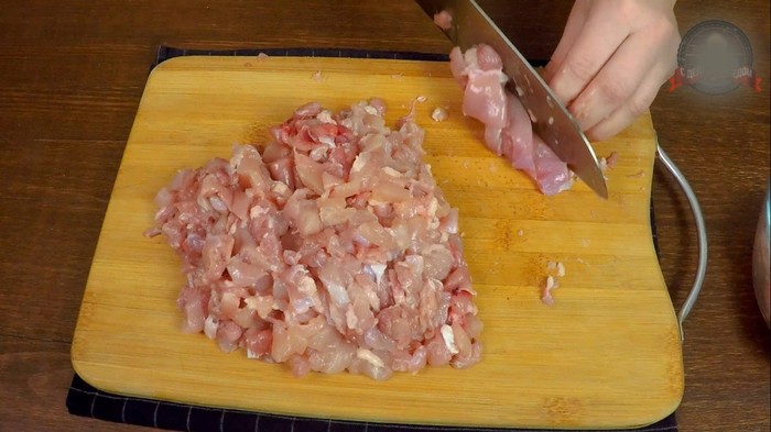 Куриные колбаски по-домашнему Колбаса, Рецепт, Еда, Мясо, С дедом за обедом, Видео, Длиннопост, Кулинария, Видео рецепт