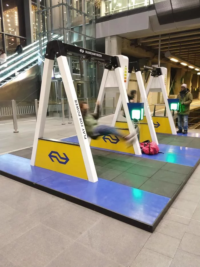 I don't know why or who needs this... - Railway station, Swing, Netherlands, Netherlands (Holland), Charger