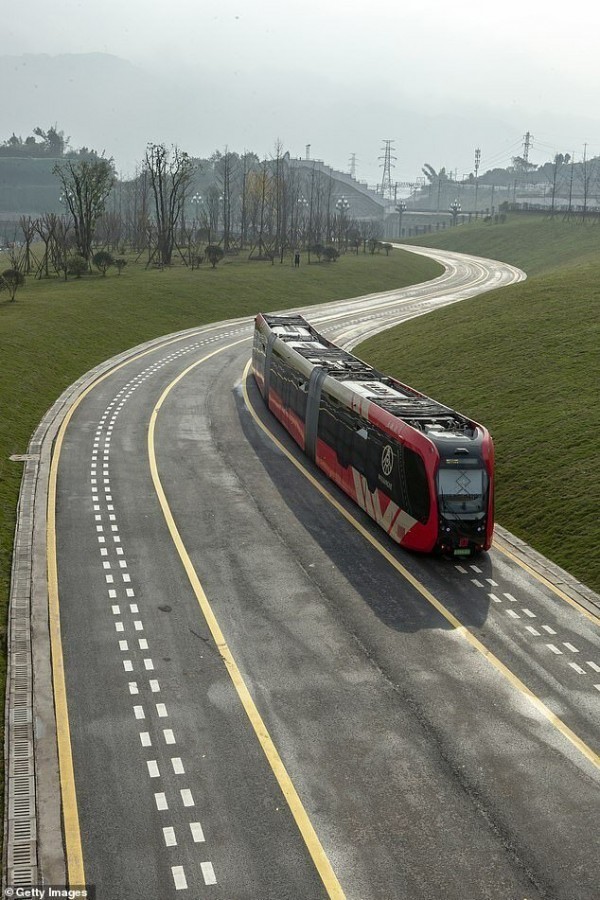 Chinese trackless railway - China, A train, Railway, Transport, Interesting, Longpost, Trackless Train