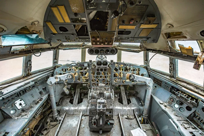 A plane from the other world - My, IL-18, Airplane, Aviation, Museum, Aviation Museum, Hungary, Abandoned, the USSR, Longpost