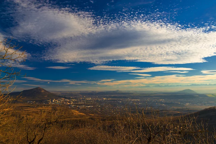 About sunny snowlessness - My, The sun, Pyatigorsk, Beshtau Nature Reserve, Clouds, Elbrus, Longpost