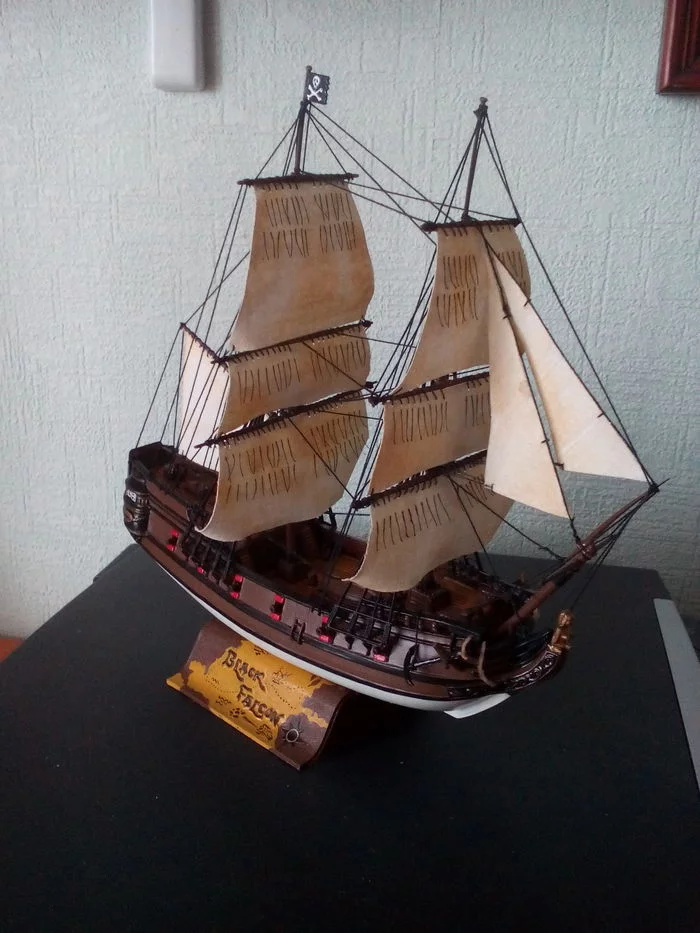 First experience in ship modeling. Pirate brig Black Falcon - My, Stand modeling, Prefabricated model, Ship modeling, Sailboat, Piracy, Scale model, Ship, Longpost