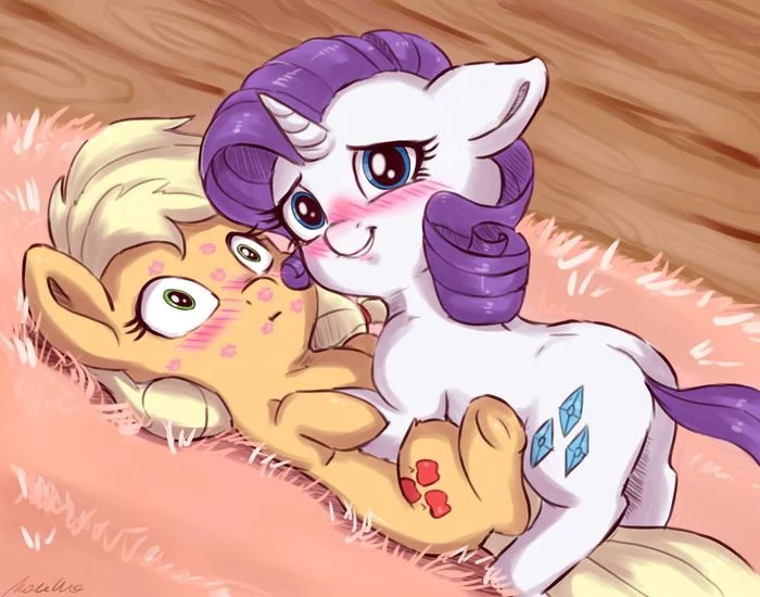 Marshmallow attacked Apple Pony - My little pony, PonyArt, Rarity, Applejack, MLP Lesbian, Shipping, Buttersprinkle