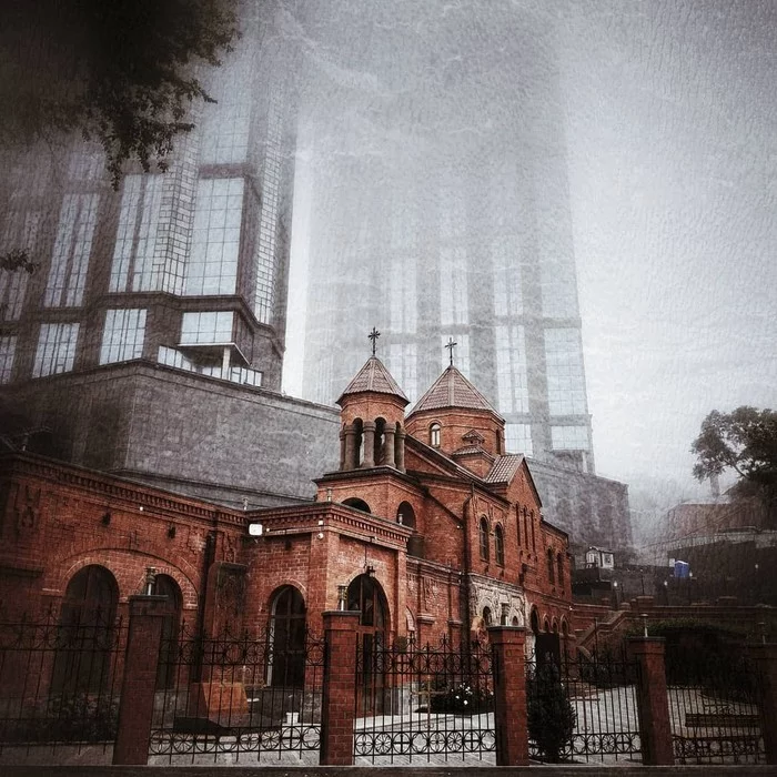 Photowalk - My, Church, Fog, Bricks, The photo, Mobile photography, Skyscrapers, Filter, Vladivostok