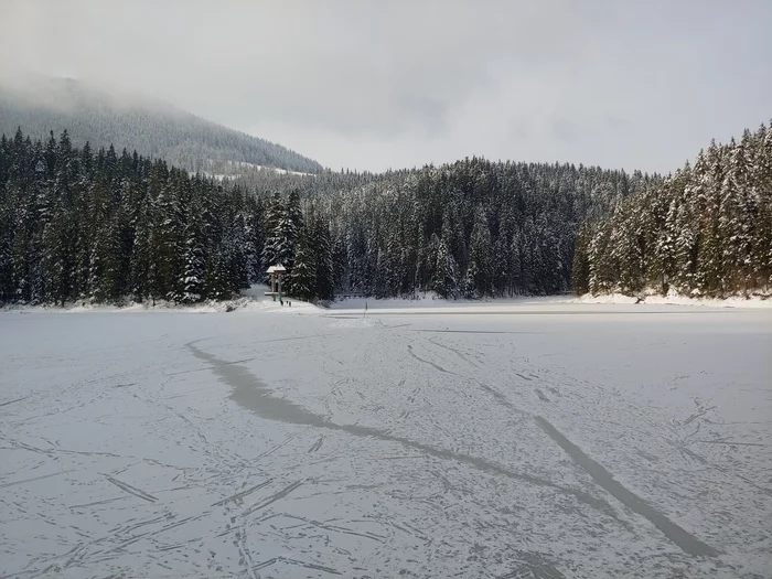 Lake Synevyr and its surroundings in winter - My, Carpathians, Winter, Longpost, Synevyr