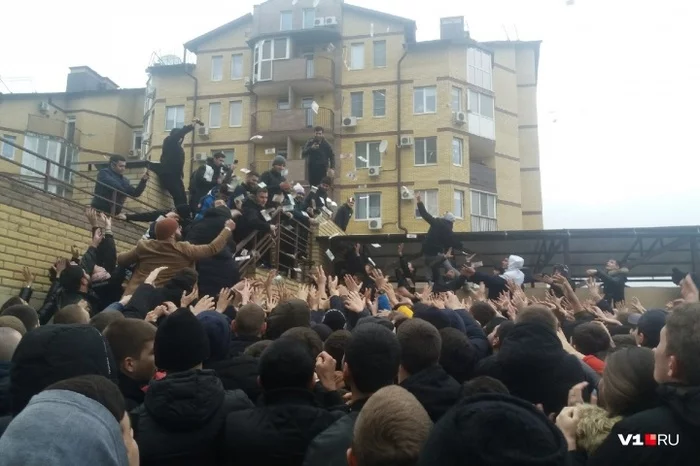 Хорошо что не с лопаты - Волгоград, Быдло, Новости, Фотография, Длиннопост