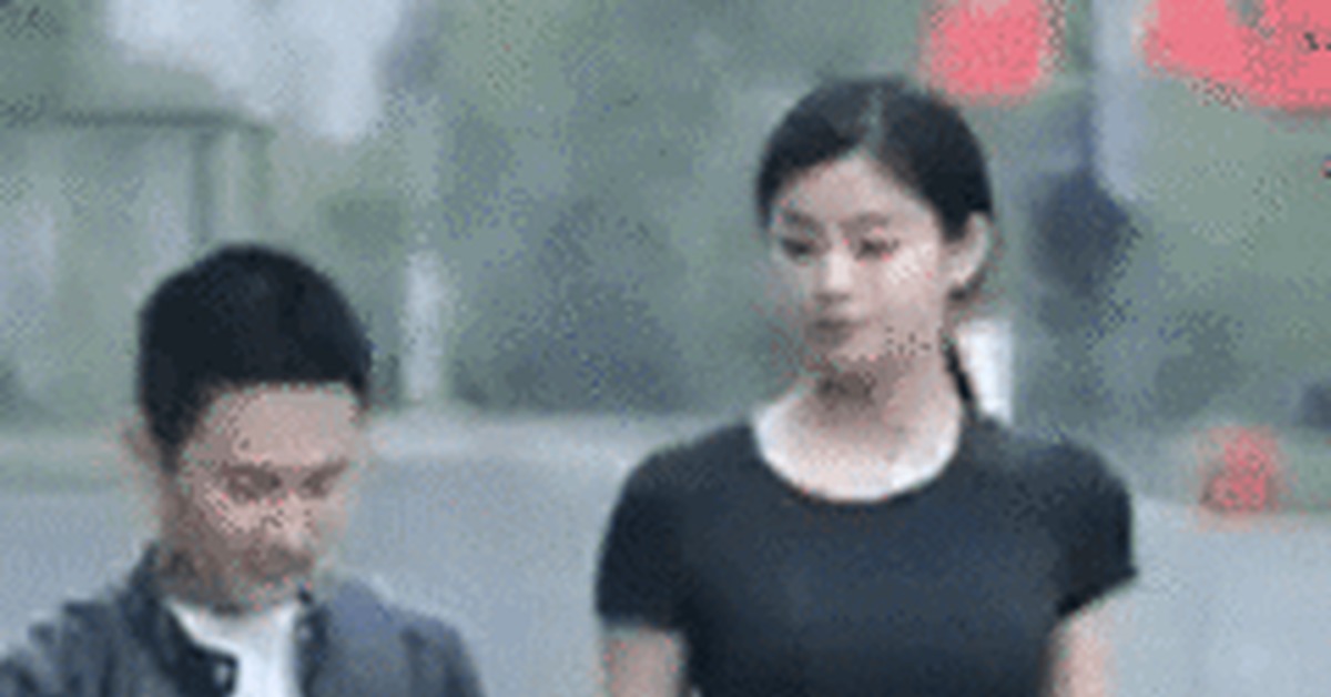 I want it in my arms! - Boy and girl, Relationship, GIF, On the handles