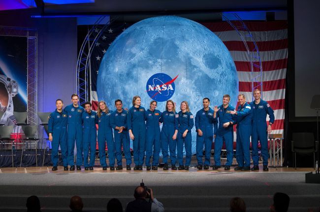 NASA releases new class of astronauts for Artemis-Era missions - NASA, Astronaut, moon, Space, Longpost