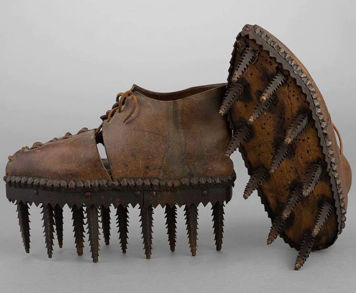 �������