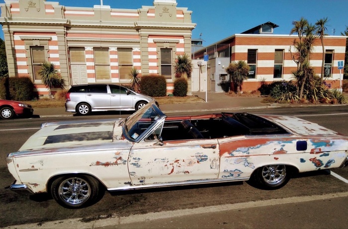 The horse with no name : )