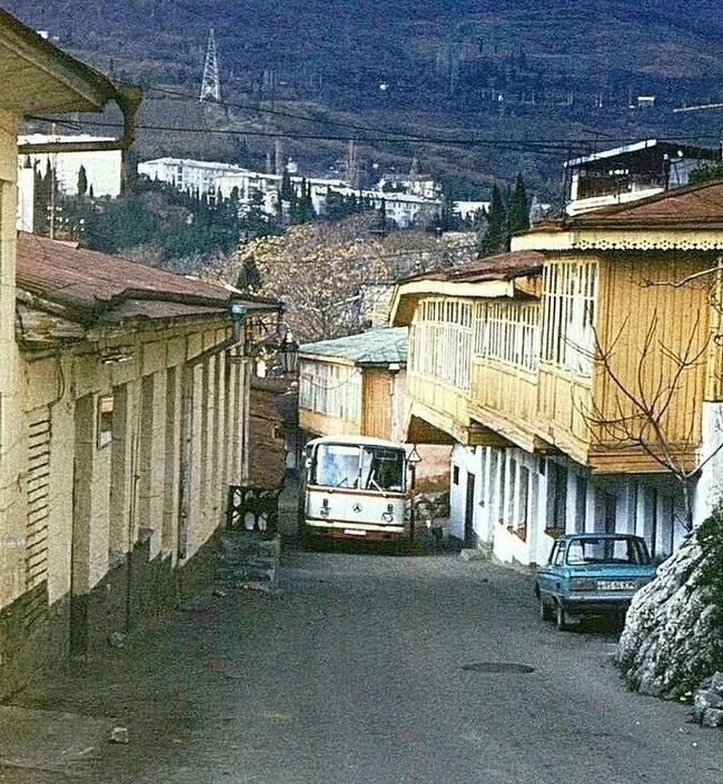 One of the streets of Gurzuf (Crimea) 1988 and 2019 - Gurzuf, Crimea, The street, It Was-It Was, 1988, 2019