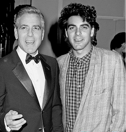 Джордж Клуни. Фотобомба