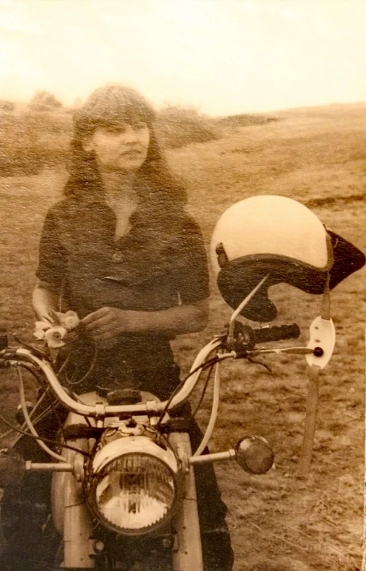 To the post about cool ancestors!... My mother at 18 - Mum, Old photo