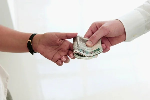 ����� ������� � �������������