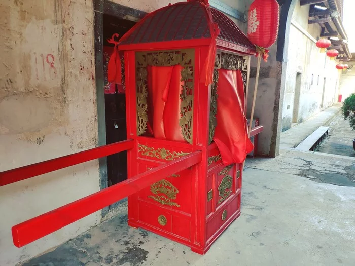 Palanquin (bride's means of transportation in China) Wikipedia says that since the 19th century you can't see them very often! Those. is it still possible? - Story, Traditions, China, Wedding, Longpost, What's this?