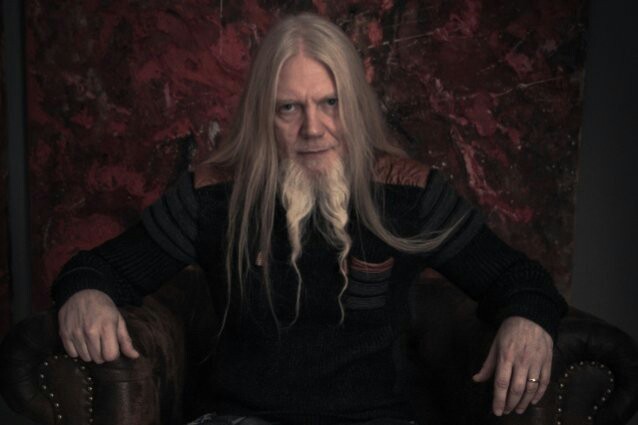 Marco Hietala (Nightwish) performs War Pigs (Black Sabbath) - Marco Hietala, Nightwish, Black sabbath, Cover, Video