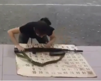 A girl dismantling a machine gun in a few seconds amazed the men - Girls, Weapon, Competitions, Video