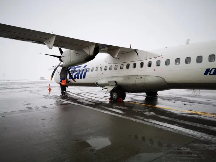 ATR 72 - 500 - Моё, Самолет, Atr-72, Авиация, Utair, Видео, Длиннопост