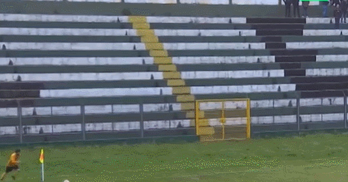 When I watched Deadly Football too often as a child - Sport, Football, Goal, Angular, GIF