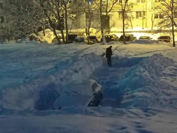 Never give up! - Tenacity, Winter, Car, Murmansk